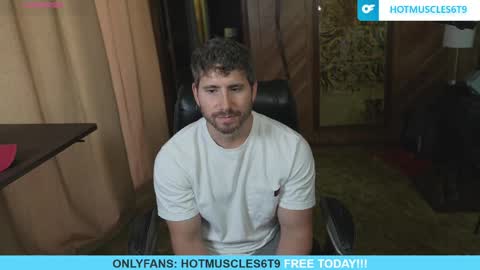 Snapshot of hotmuscles6t9 chatting on June 2026 07:59:01 PM hotmuscles6t9 online show from June 2026 07:59:01 PM