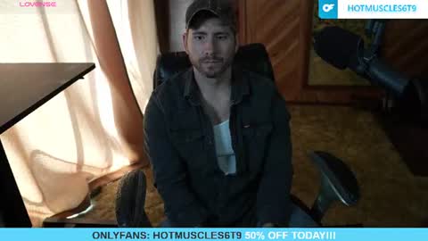 Snapshot of hotmuscles6t9 chatting on July 2026 04:23:02 PM hotmuscles6t9 online show from July 2026 04:23:02 PM
