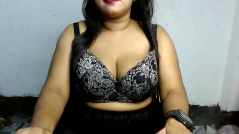 Snapshot of hotmuskan21 chatting on October 2025 06:09:01 PM Muskan online show from October 2025 06:09:01 PM