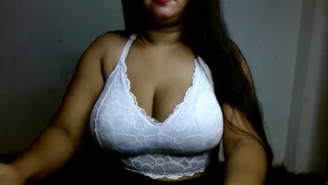 Snapshot of hotmuskan21 chatting on October 2025 03:52:01 PM Muskan online show from October 2025 03:52:01 PM