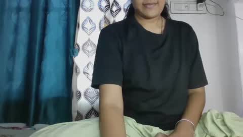lola online show from September 2025 05:56:01 AM