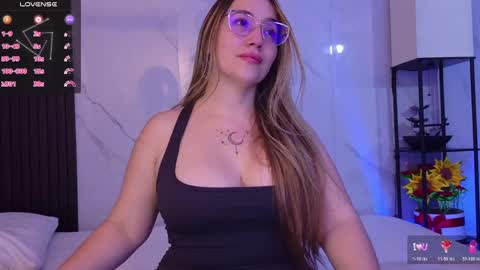 Sussy Bloom  online show from May 2026 03:14:02 AM