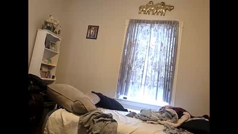 hotrox6942 online show from March 2026 04:32:01 PM