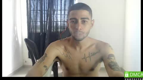 Snapshot of hotsteel420 chatting on May 2026 01:40:02 PM hotsteel420 online show from May 2026 01:40:02 PM