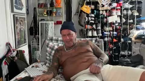 Snapshot of hotstuff775616 chatting on December 2025 03:46:02 AM hotstuff775616 online show from December 2025 03:46:02 AM