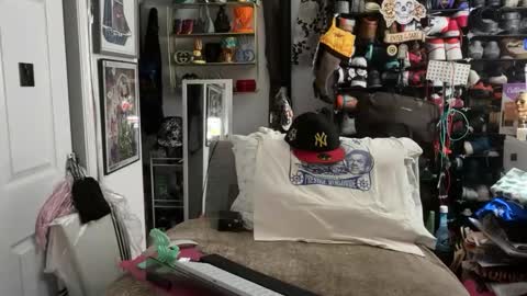 Snapshot of hotstuff775616 chatting on February 2026 02:40:02 AM hotstuff775616 online show from February 2026 02:40:02 AM