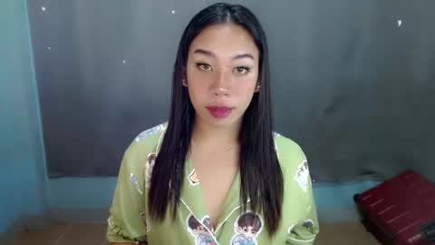 Snapshot of hott_cumforyou chatting on February 2025 02:43:02 PM jelaigrande  online show from February 2025 02:43:02 PM