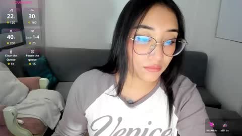 AMY online show from September 2025 07:57:01 PM