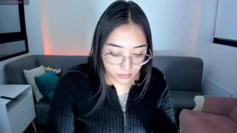 AMY online show from November 2025 08:32:01 PM