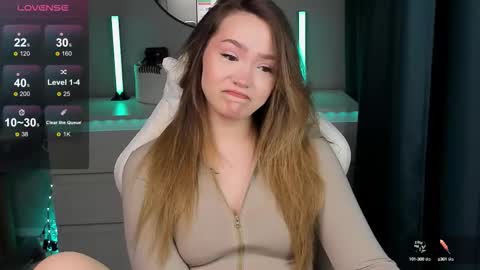 hello Im Eva online show from September 2025 06:10:02 PM