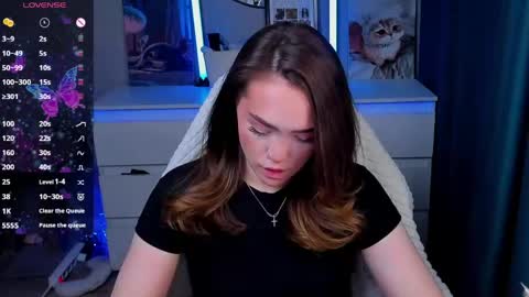 hello Im Eva online show from April 2026 05:21:02 AM