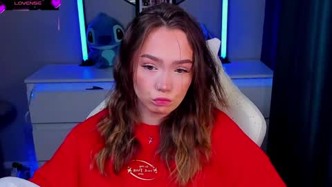 hello Im Eva online show from May 2026 01:15:02 PM