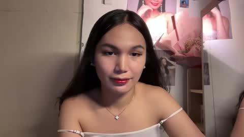 Snapshot of hottie_amari chatting on April 2026 10:37:02 AM Amari online show from April 2026 10:37:02 AM