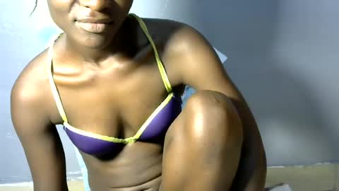 Snapshot of hottie_gal90 chatting on July 2026 05:09:02 AM hottie_gal90 online show from July 2026 05:09:02 AM