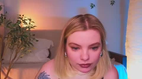 Snapshot of hottie_jane chatting on May 2026 11:26:02 AM Jane online show from May 2026 11:26:02 AM