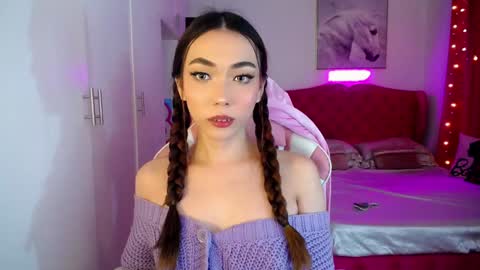 LEXIE- dont forget to give me thumbs up online show from December 2024 06:57:02 PM