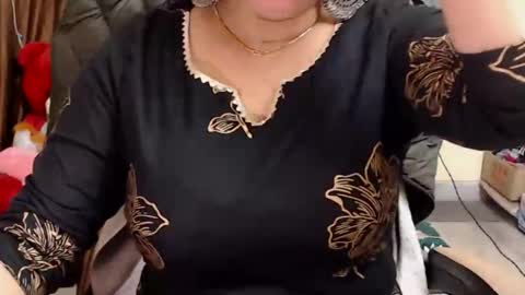 Snapshot of hottienotty chatting on January 2026 07:24:01 AM Alisha online show from January 2026 07:24:01 AM