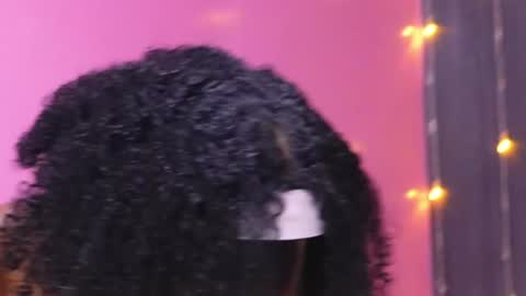 hotties_kittens18 online show from January 2025 03:20:01 AM