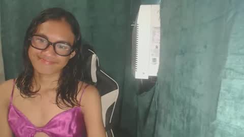 hottiest_luna online show from May 2026 01:47:02 AM