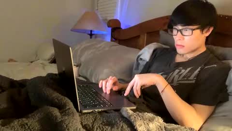 hottiewithabody101 online show from March 2026 11:52:02 PM