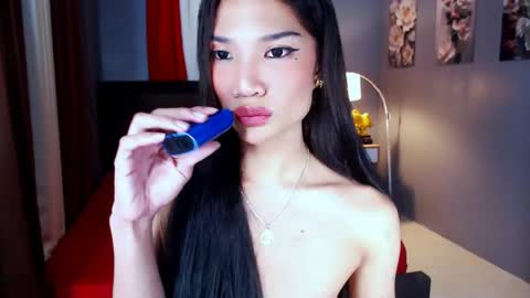 Hi i am Jane half vietnamese and half pinay and would like to meet good person here XOXO online show from April 2026 07:58:02 PM