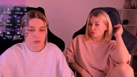 Nessie and Jessie online show from December 2024 03:44:01 PM