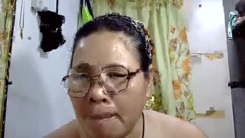 Snapshot of hottycrissy4u chatting on June 2026 05:31:01 AM hottycrissy4u online show from June 2026 05:31:01 AM