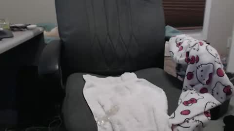 Snapshot of hotwetass2015 chatting on February 2026 05:00:01 AM SissyNaaughtyClitty online show from February 2026 05:00:01 AM