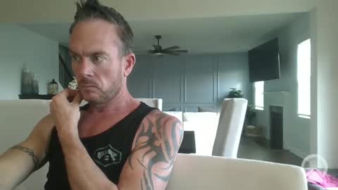 Hotwifehotlife01 online show from April 2026 09:09:01 PM