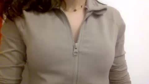 Hotwixx online show from January 2025 12:57:02 AM