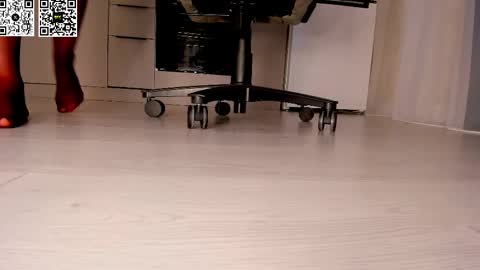 Susan online show from February 2025 12:40:01 PM