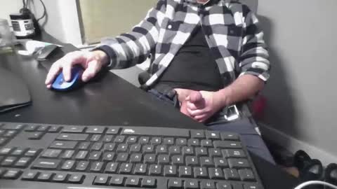 hoverday online show from March 2026 05:44:01 AM