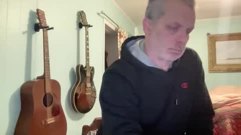 howlingatnothing online show from April 2026 11:24:01 PM