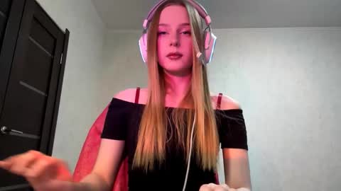 Hikki online show from March 2026 12:42:01 PM