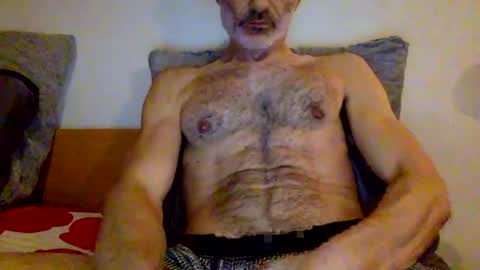 hry4youchat online show from December 2024 01:24:02 AM