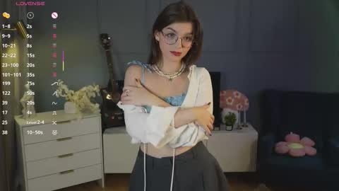 Diane online show from October 2025 08:07:01 PM