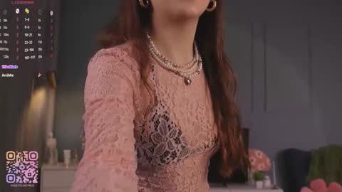 Diane online show from November 2025 07:47:01 PM