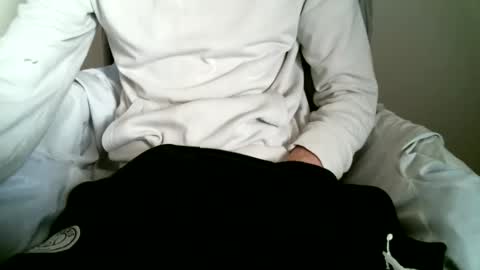 Keanu online show from November 2025 11:21:01 AM