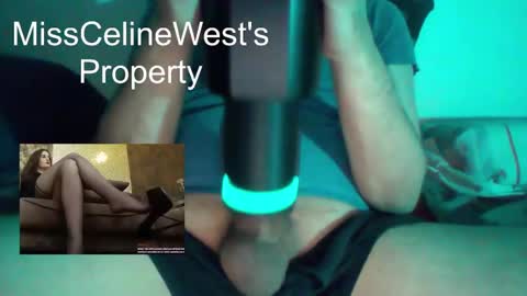 Snapshot of huge_guy_87 chatting on January 2025 10:35:01 PM huge_guy_87 online show from January 2025 10:35:01 PM