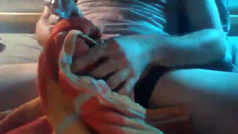 Snapshot of huge_guy_87 chatting on December 2025 11:43:01 PM huge_guy_87 online show from December 2025 11:43:01 PM