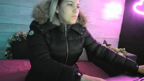 Erin online show from February 2025 05:09:02 AM