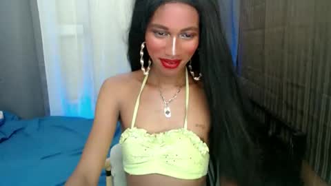 Snapshot of hugecock_caramel chatting on April 2026 06:29:02 AM hugecock_caramel online show from April 2026 06:29:02 AM