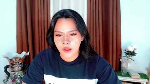 nathalie online show from September 2025 11:47:02 AM