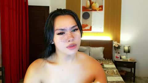 nathalie online show from November 2025 04:53:01 PM