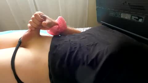 HugeCumshots online show from September 2025 05:05:02 PM