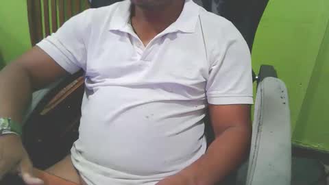 Snapshot of hugedguy2023 chatting on March 2026 09:18:02 PM hugedguy2023 online show from March 2026 09:18:02 PM