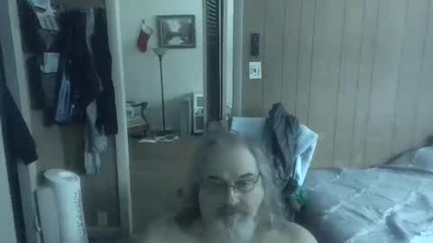 lonely huggy bear online show from March 2026 02:10:01 PM