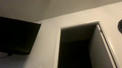 Snapshot of hughfat chatting on December 2024 05:09:02 AM hughfat online show from December 2024 05:09:02 AM