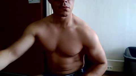 hughjaegg online show from June 2026 12:04:02 PM