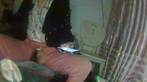 hujiajia520321431 online show from February 2026 09:22:02 PM